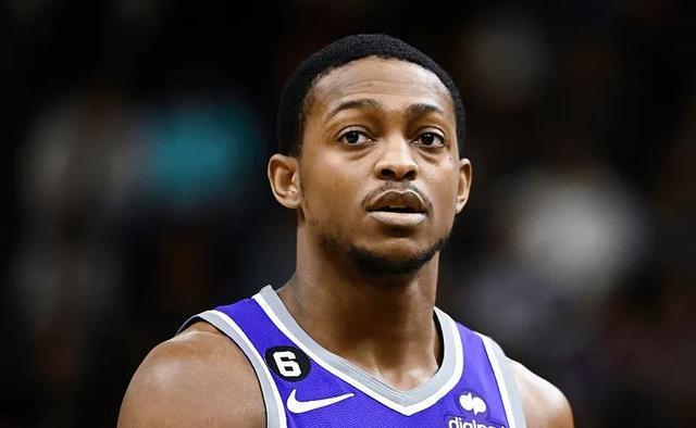 教练组与医 教练组与医