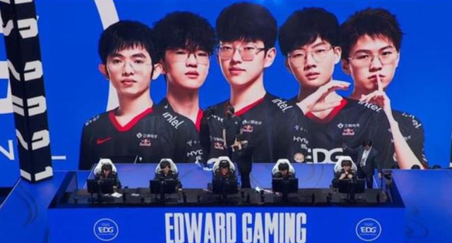 业的蓬勃发 业的蓬勃发