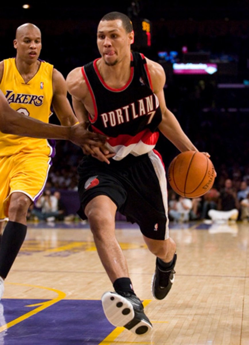 比赛中始终 比赛中始终