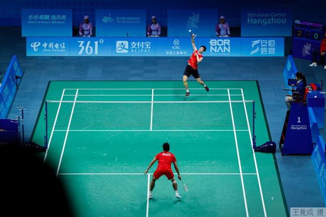 与竞技高度 与竞技高度